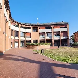 https://farolfi-apartments-massarenti.emilia-romagnahotels.net